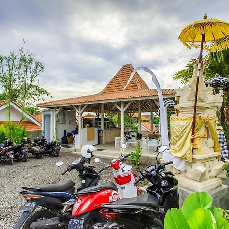 Angels Boutique Hostel Canggu  Exterior photo